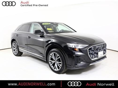 Mythos Black Metallic 2024 Audi Q8 55 Premium Plus