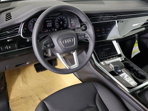 2026 Audi Q8 55 Premium Plus
