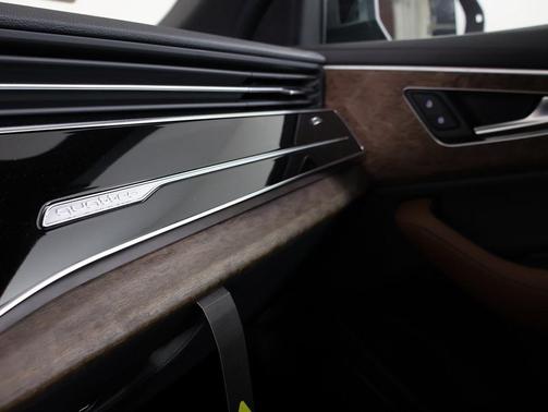 2026 Audi Q8 55 Premium Plus