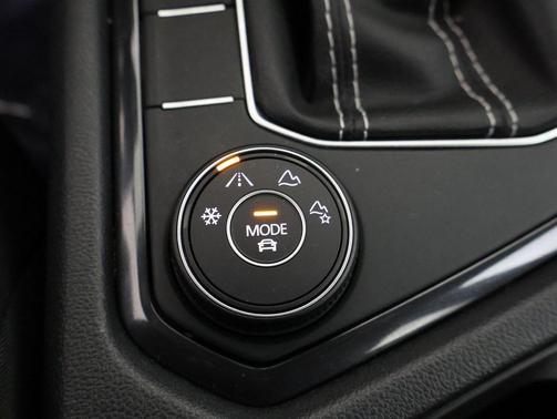 2023 Volkswagen Tiguan 2.0T SE R-Line Black 4MOTION