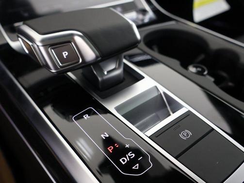 2026 Audi Q7 45 Premium