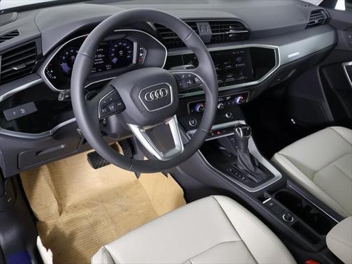 2025 Audi Q3 45 S line Premium Plus