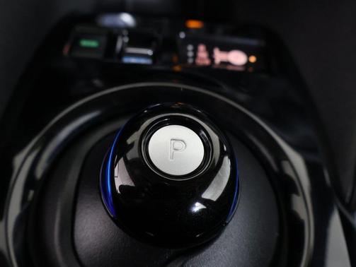 2021 Nissan Leaf SV 40 kWh