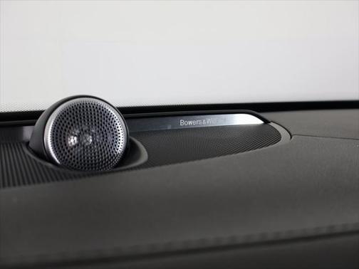 2022 Volvo XC90 Recharge Plug-In Hybrid T8 Inscription 6 Passenger