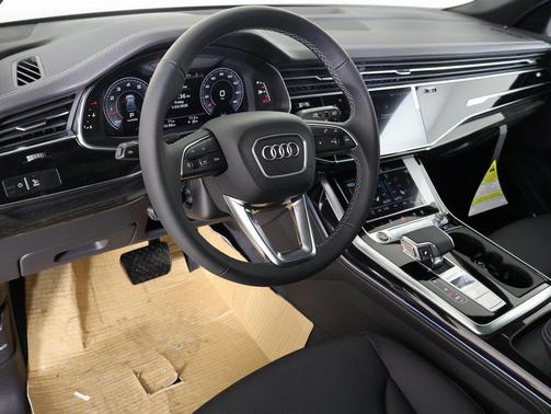 2026 Audi Q8 55 Premium Plus