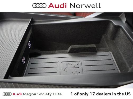 Glacier White 2023 Audi SQ8 4.0T Prestige