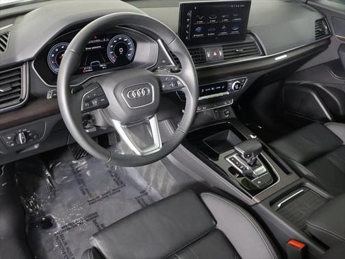 2021 Audi Q5 45 Premium Plus