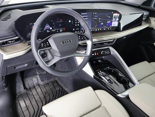 2025 Audi Q5 Premium Plus TFSI quattro S tronic