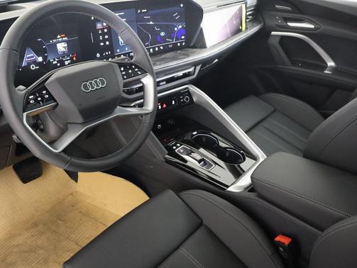 2025 Audi Q5 Prestige TFSI quattro S tronic