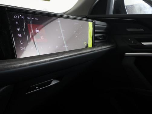 2025 Audi Q5 Prestige TFSI quattro S tronic