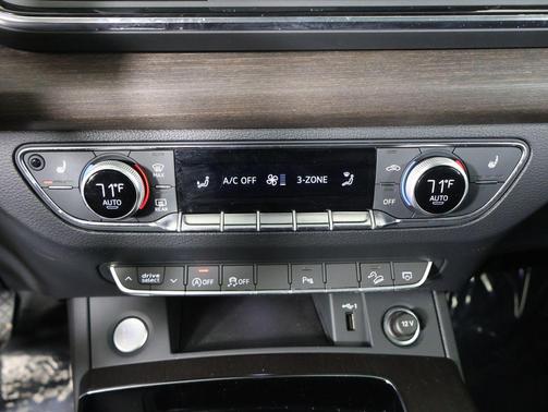 2023 Audi Q5 40 Premium