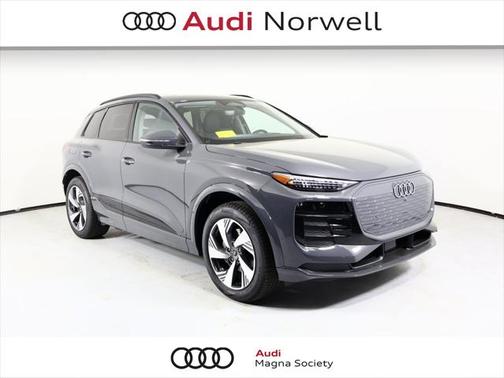2025 Audi Q6 e-tron Premium Plus quattro