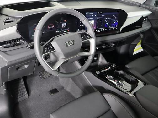 2025 Audi Q6 e-tron Premium Plus quattro
