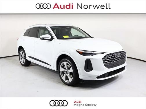 2025 Audi Q5 Premium Plus
