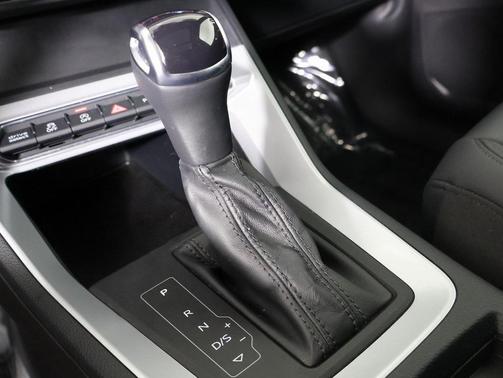 2022 Audi Q3 45 S line Premium