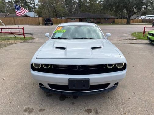 2015 Dodge Challenger SXT