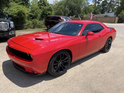 2018 Dodge Challenger SXT