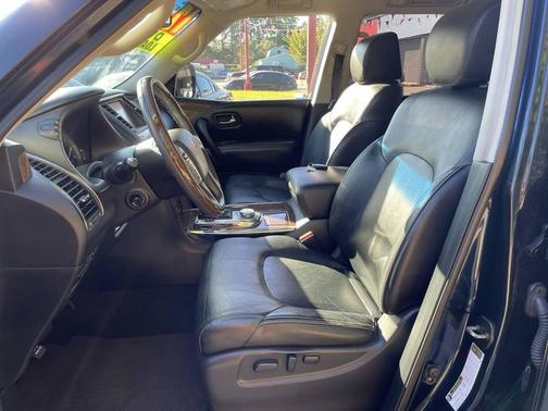 2017 INFINITI QX80 Limited