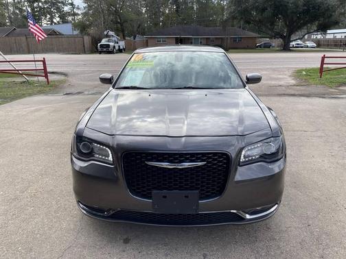 2016 Chrysler 300 S