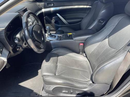 2015 INFINITI Q60 S