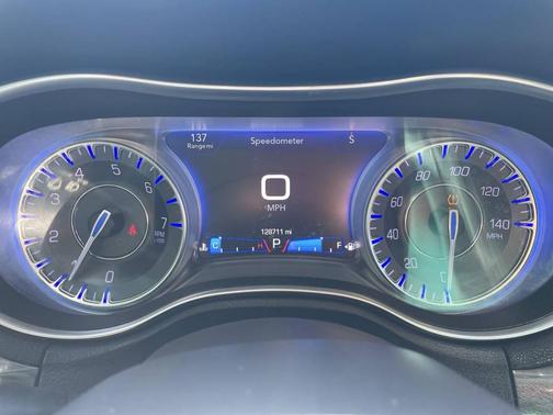 2018 Chrysler 300 Touring