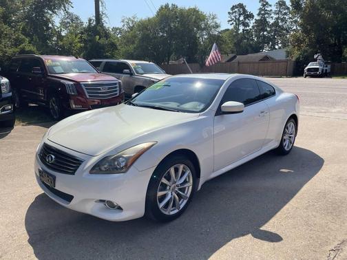 2011 INFINITI G37x Base
