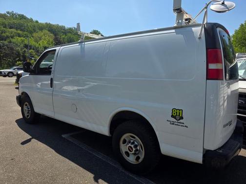 2014 GMC Savana 2500 Work Van