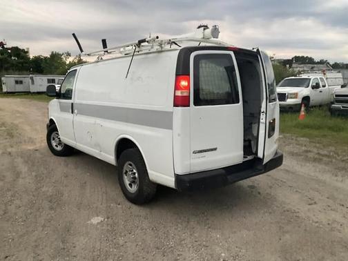 2011 Chevrolet Express 2500 Work Van