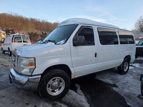 2010 Ford E350 Super Duty XL