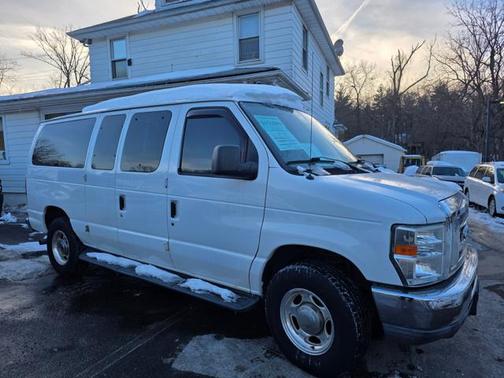 2010 Ford E350 Super Duty XL