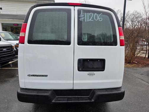 2011 Chevrolet Express 2500 Work Van