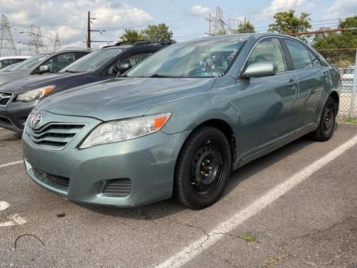 2010 Toyota Camry LE