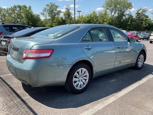 2010 Toyota Camry LE