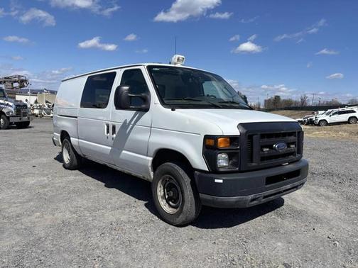 2011 Ford E150 Base
