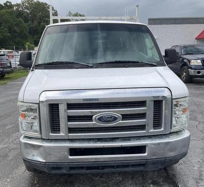 2013 Ford E350 Super Duty XLT