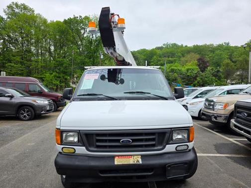 2005 Ford E350 Super Duty Base