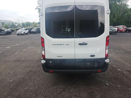 2015 Ford Transit-250 Base