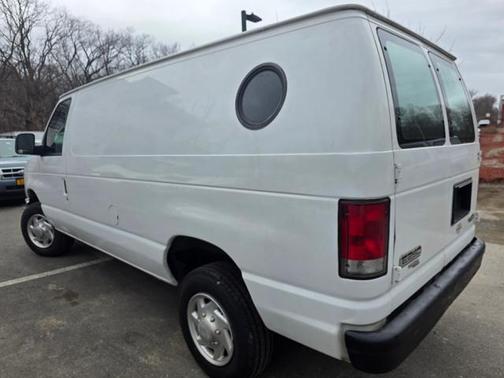 2012 Ford E250 Cargo