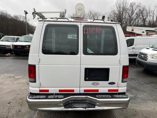 2008 Ford E350 Super Duty Base