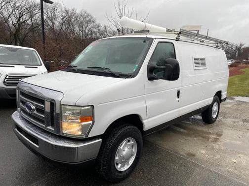 2008 Ford E350 Super Duty Base