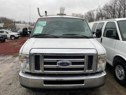 2008 Ford E350 Super Duty Base