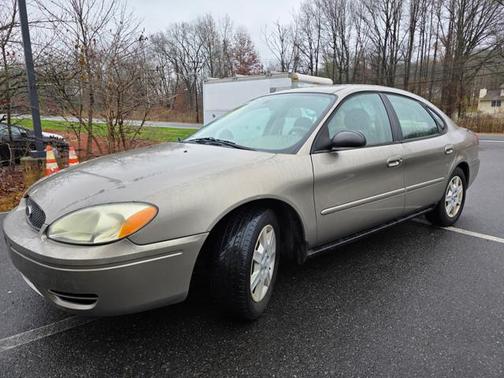 2007 Ford Taurus SE