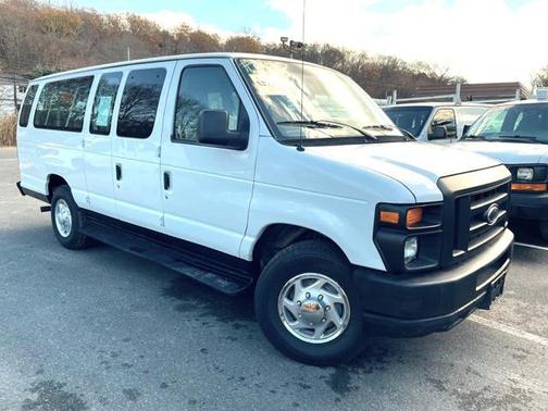2012 Ford E350 Super Duty XL