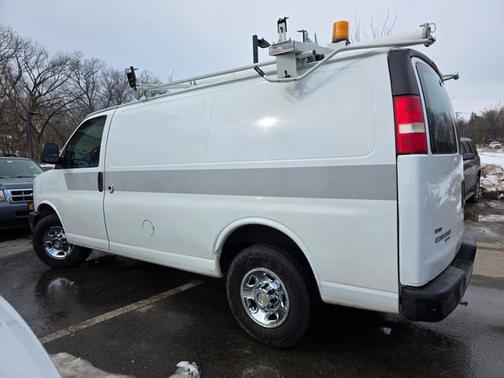 2011 Chevrolet Express 2500 Work Van