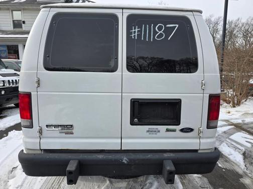 2013 Ford E250 Cargo