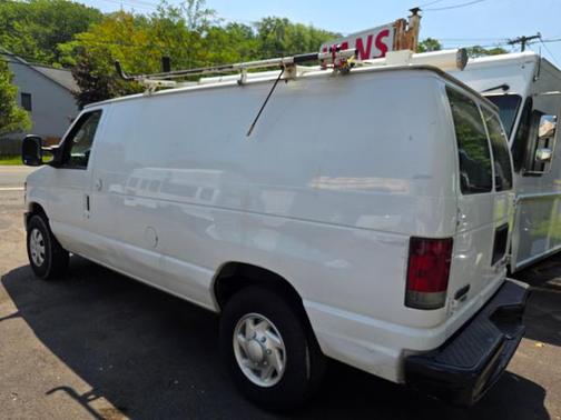 2011 Ford E250 Cargo