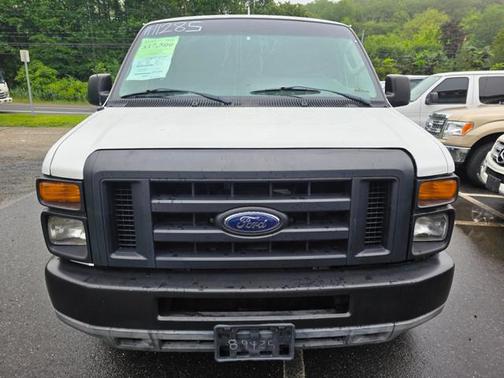 2010 Ford E250 Base