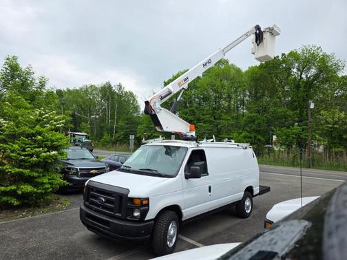 2013 Ford E350 Super Duty E-350 Super Duty