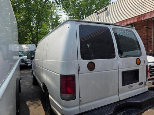 2007 Ford E250 Base