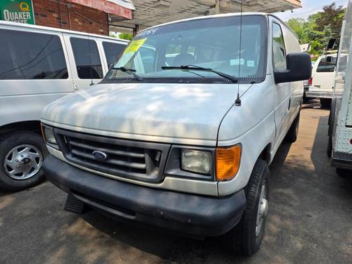 2007 Ford E250 Base